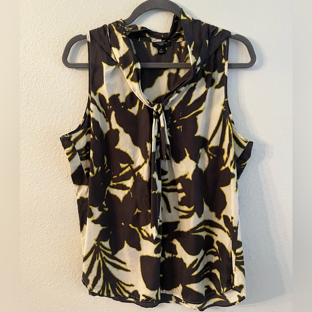 Ann Taylor Silk V-Neck Bow Sleeveless Blouse Top- 14